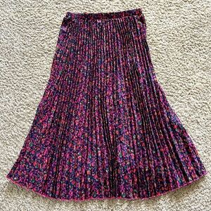 Multicolor floral print pleated skirt